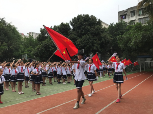 眉山育英實驗學(xué)校在什么地方？
