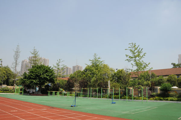 成都鐵路中學(xué)建校時(shí)間、地址是多少？