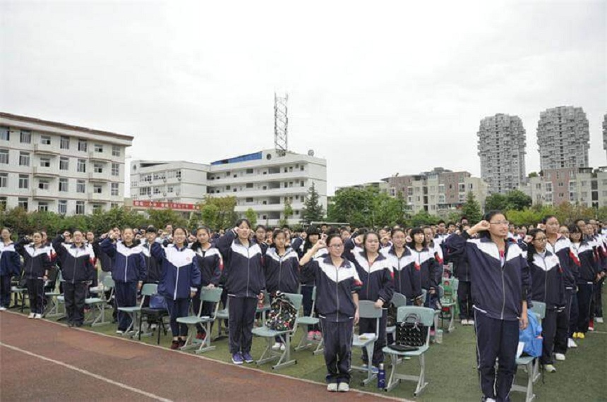 龍泉二中2019年升學(xué)率是多少？