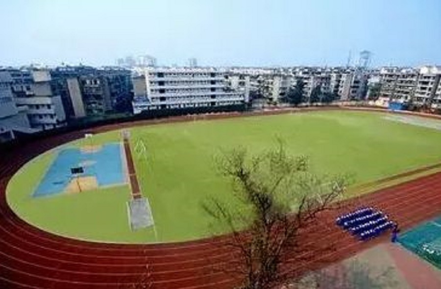 成都實(shí)外新都五龍山學(xué)校校園環(huán)境怎么樣？