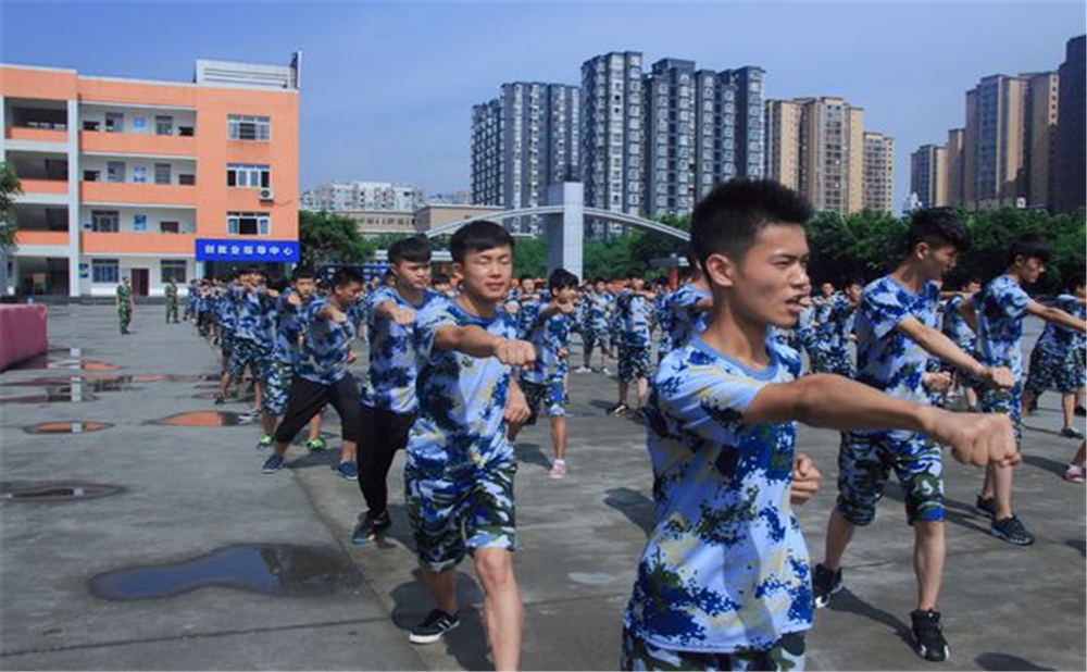 內(nèi)江十中2020年中考錄取分數(shù)線多少分？