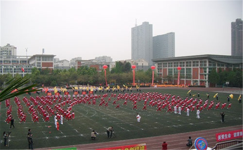 成都文武中學的高中怎么樣？