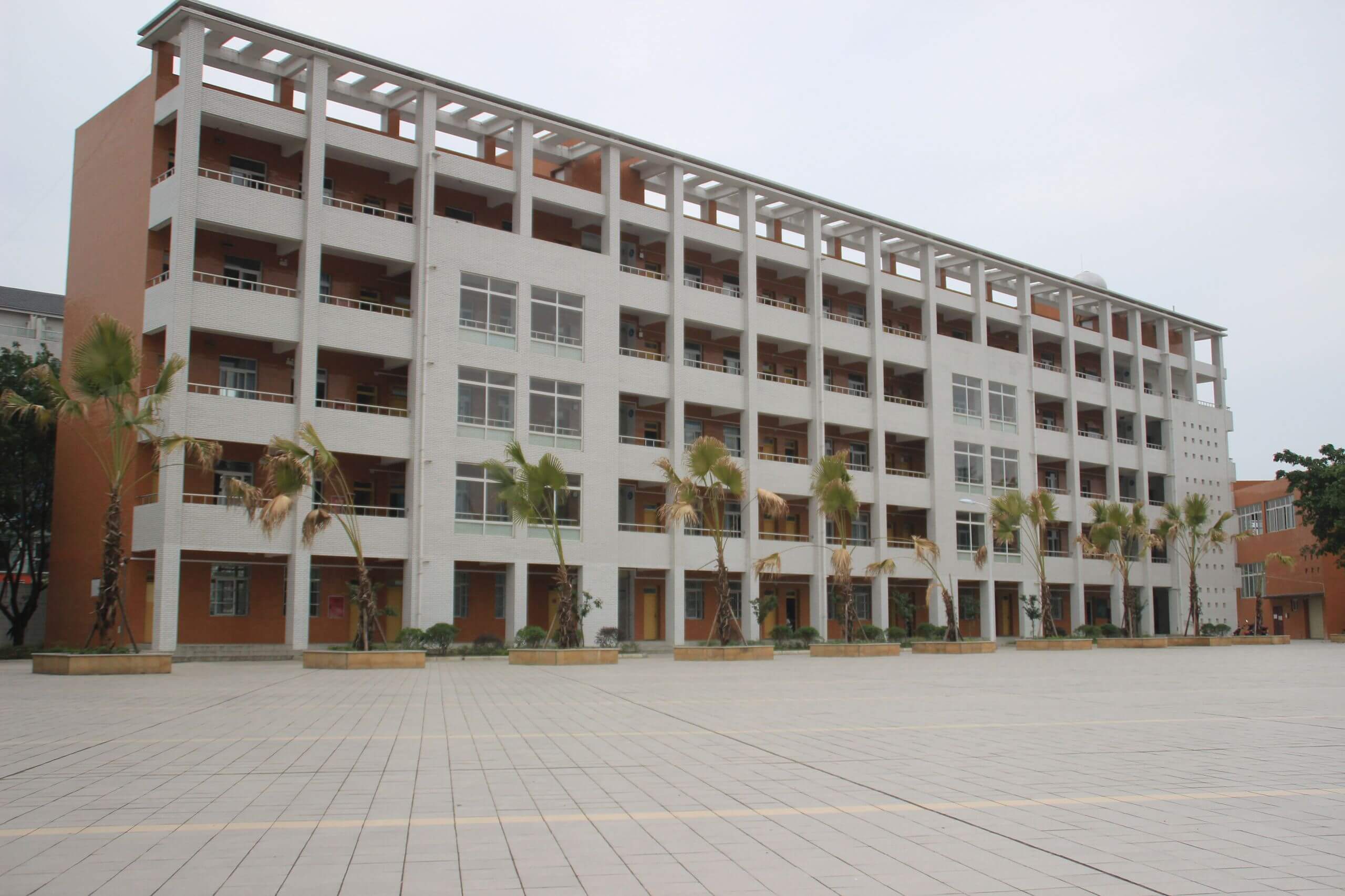 金堂實(shí)驗(yàn)中學(xué)的高中怎么樣？