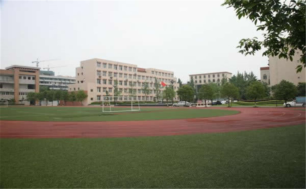 成都西藏中學(xué)的高考升學(xué)率是多少？