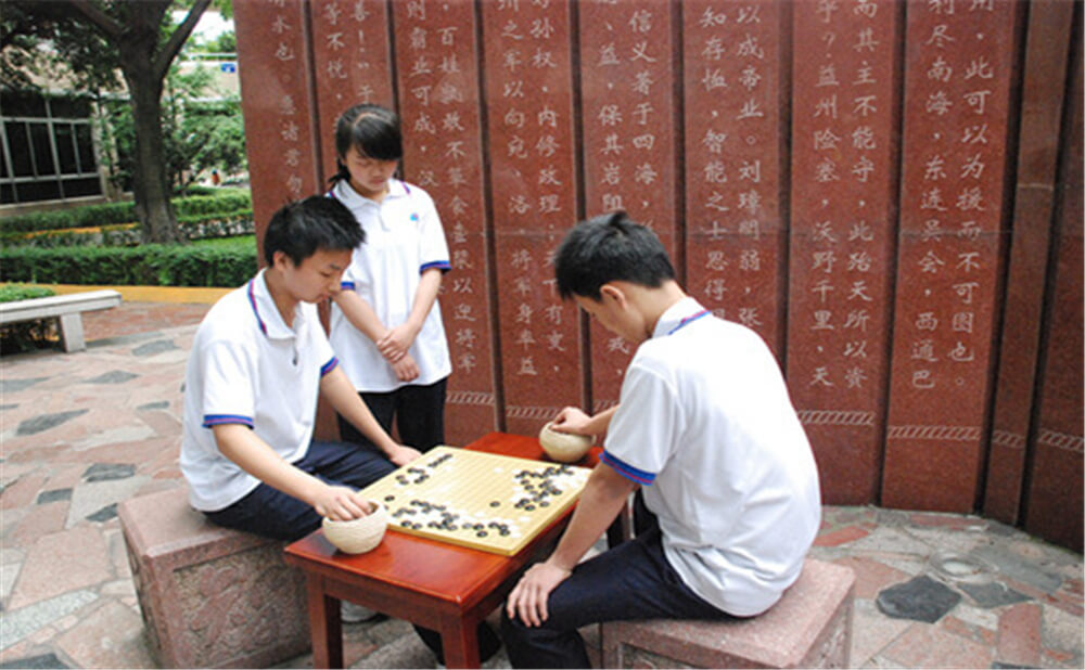 武侯高級(jí)中學(xué)的高考升學(xué)率是多少？