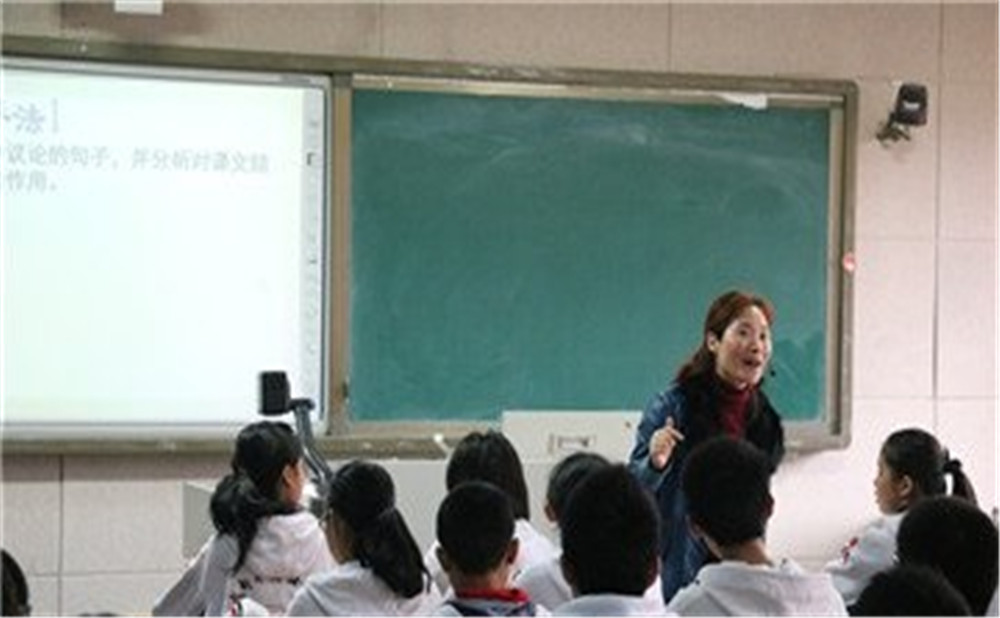 成都實(shí)驗(yàn)中學(xué)去年的錄取分?jǐn)?shù)線是多少？