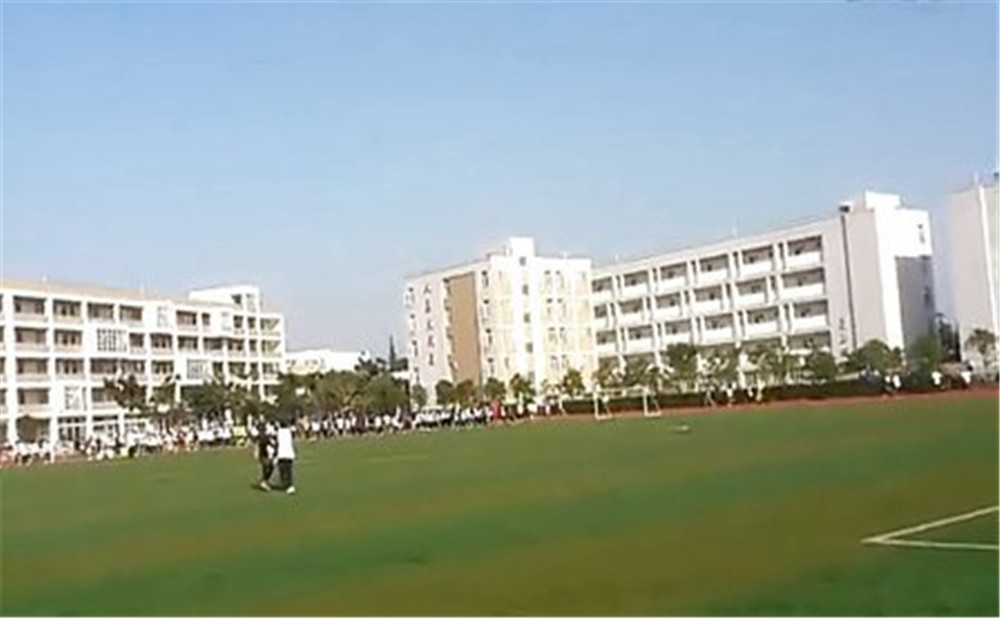 郫縣四中的高考升學(xué)率高不高？