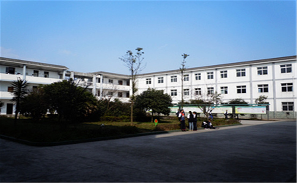 郫縣三中2020年招生計劃是多少？