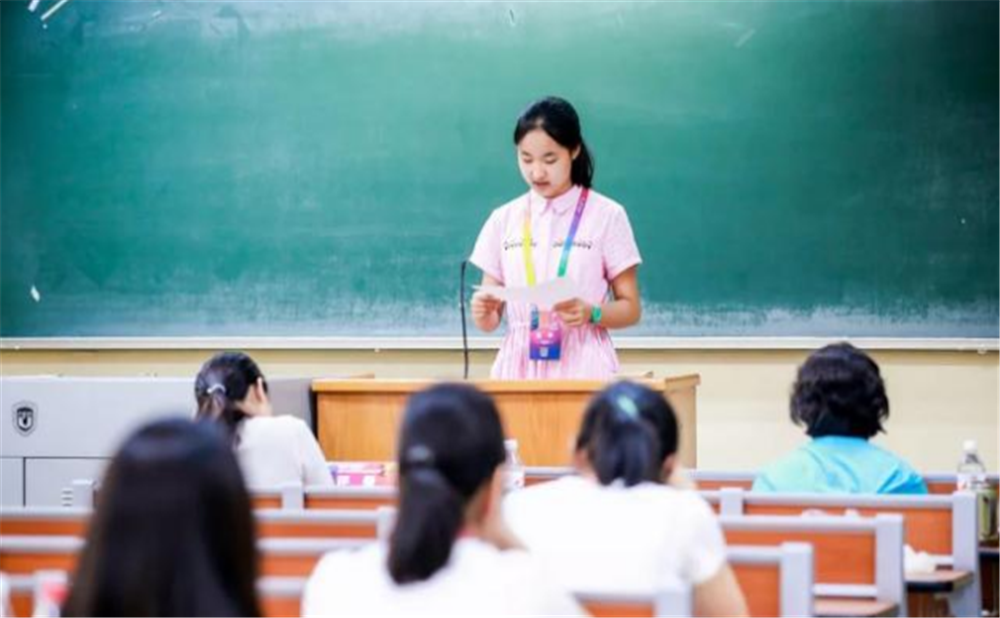 成都外國語學(xué)校的升學(xué)率高不高？