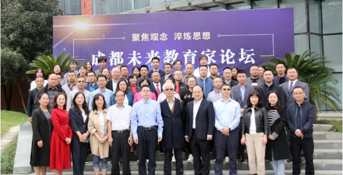 新津中學(xué)的學(xué)費(fèi)是多少？