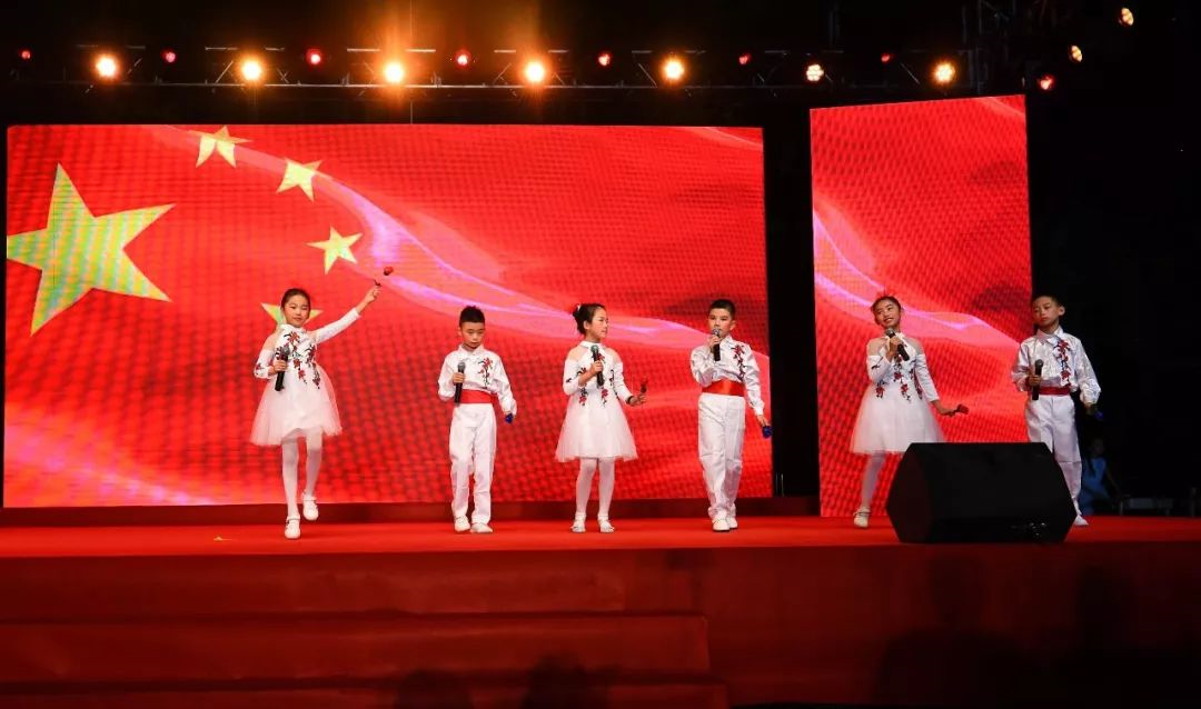 成都七中八一學校的錄取分數(shù)線是多少？
