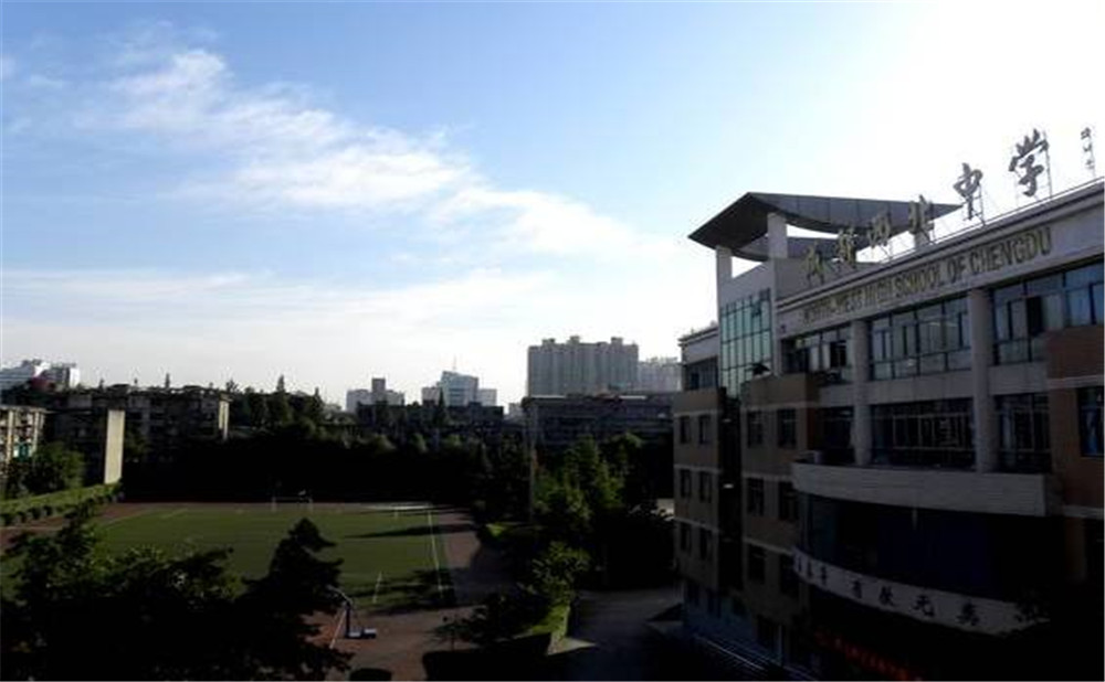 成都市西北中學(xué)的本科升學(xué)率高不高？