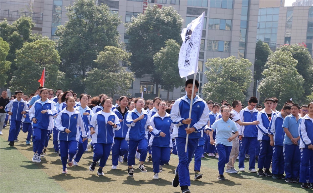 石室天府中學錄取分數(shù)是多少？