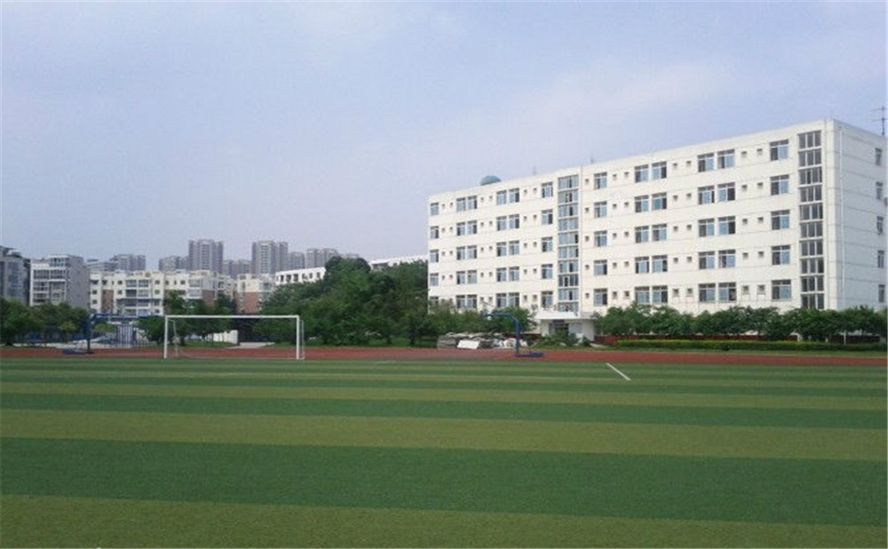 2020年龍泉二中計劃招多少人？