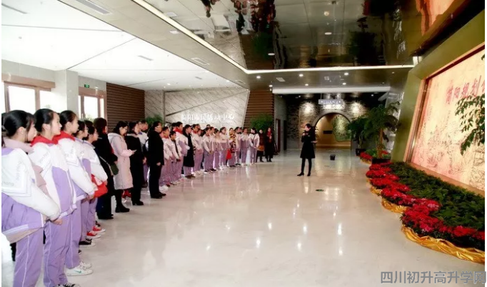 簡陽中學的錄取分數(shù)線是多少？
