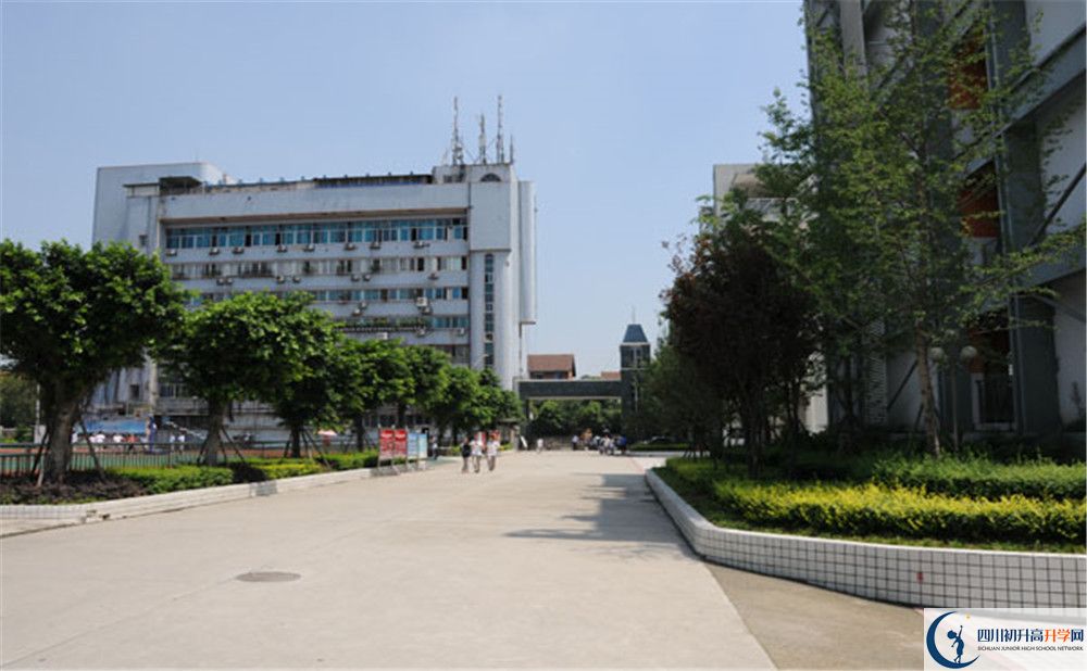 成都鐵路中學(xué)2020年外地招生考試時間是多久？