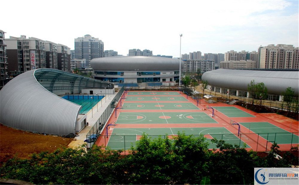 簡陽中學(xué)住宿費(fèi)用是多少？
