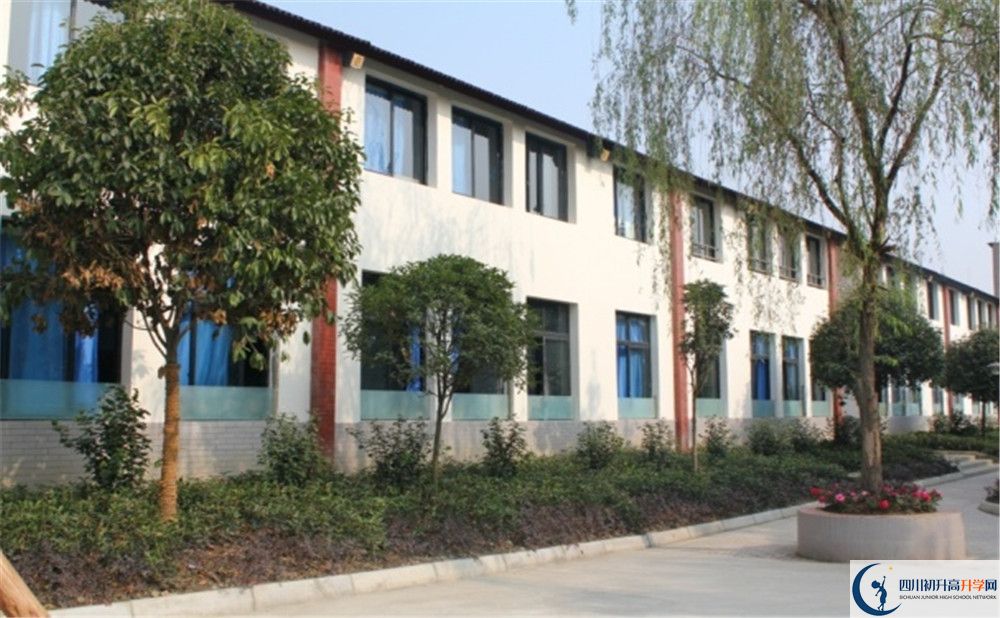 成都石室佳興外國語學校的國際班怎么樣？