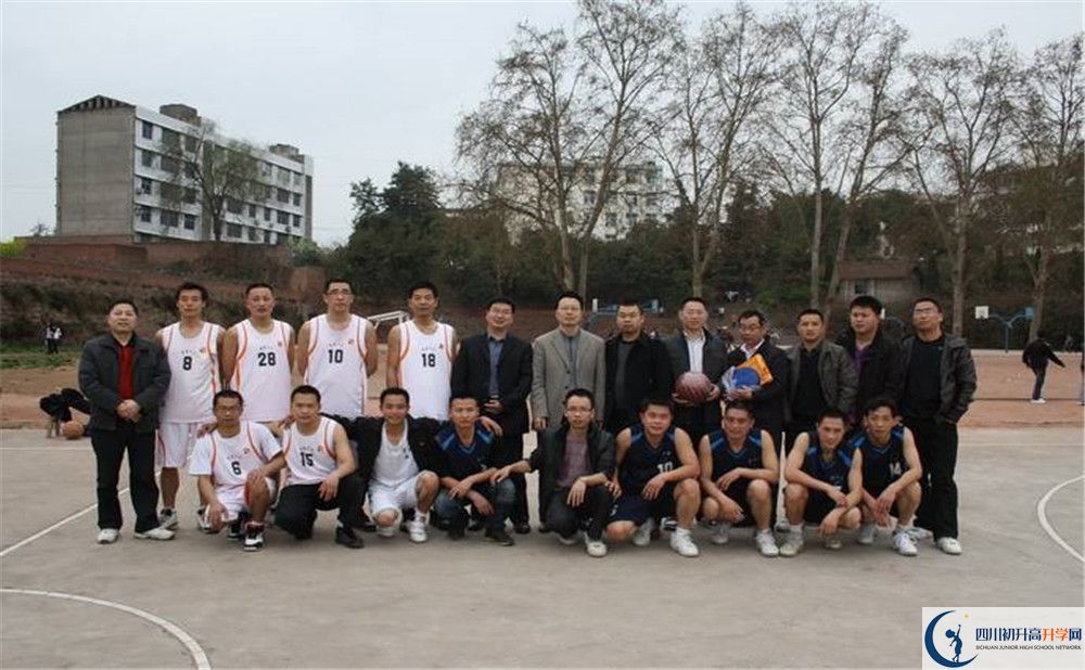 賈家中學中學平行班中考重點率高嗎？