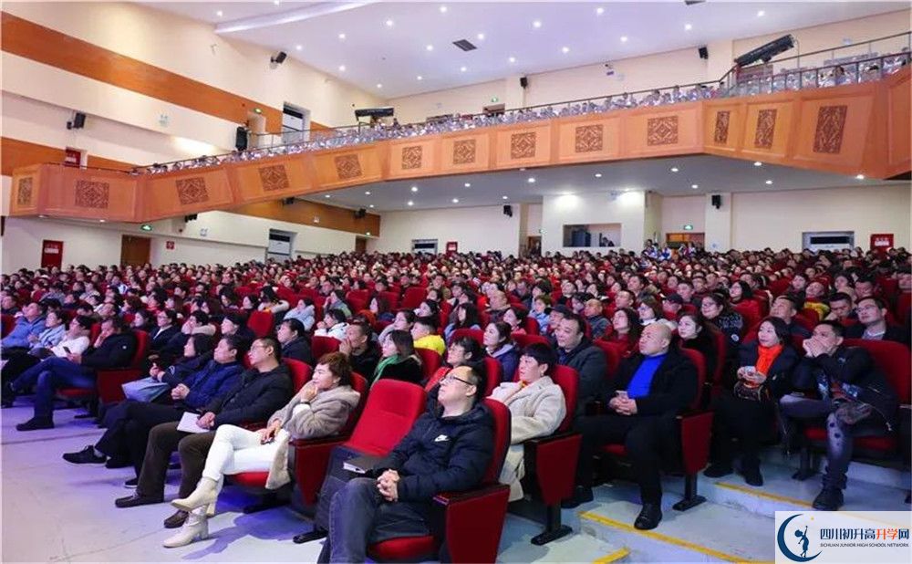成都石室中學(xué)北湖校區(qū)2020年高考人數(shù)是多少？
