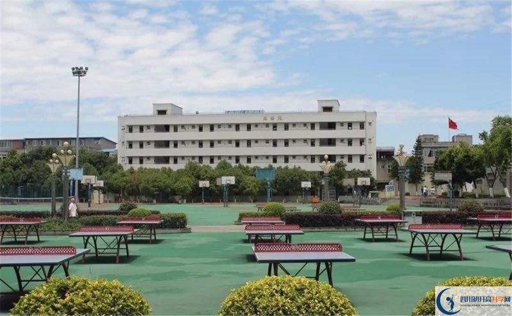 成都市籍田中學(xué)2020年高考人數(shù)是多少？