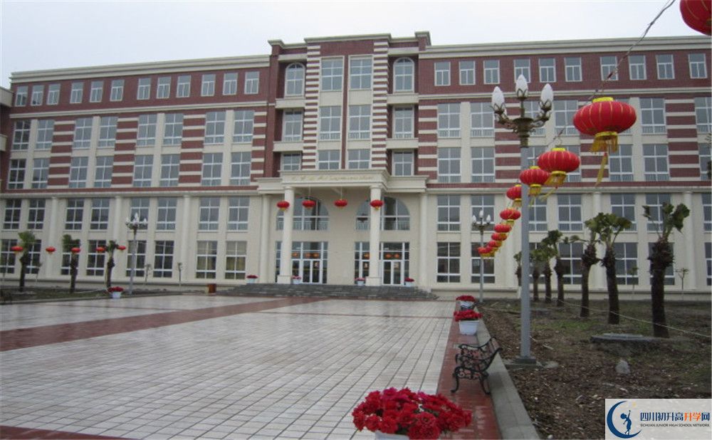 四川師范大學(xué)附屬第三實(shí)驗(yàn)中學(xué)初三今年還上晚自習(xí)嗎？